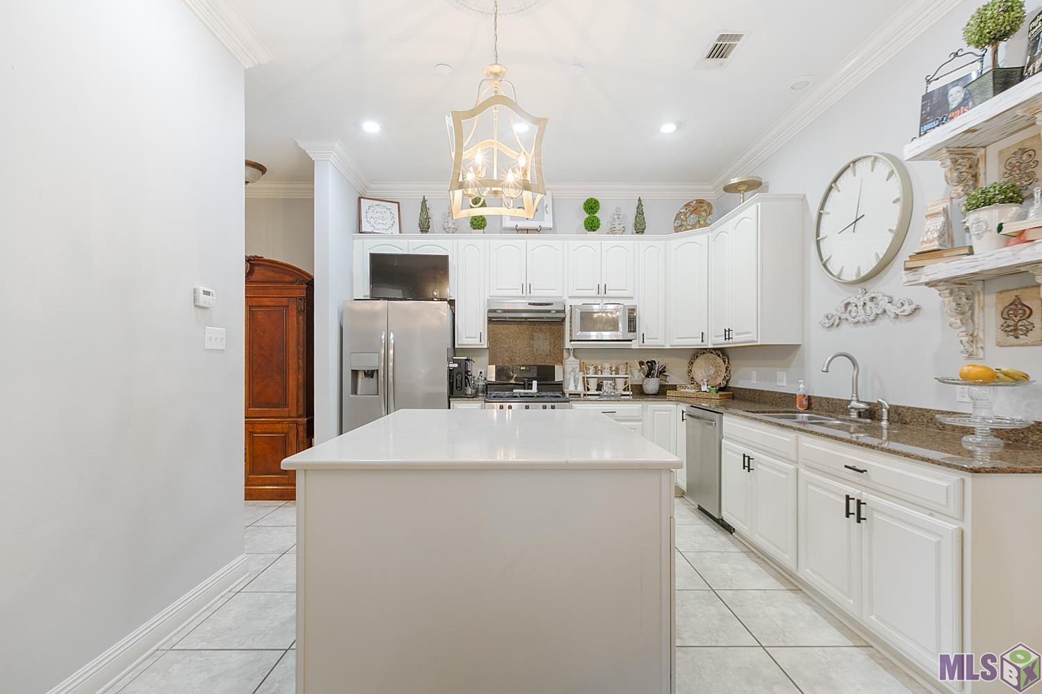 23815 Monarch Point Springfield, LA 70462 - Photo 5 of 24