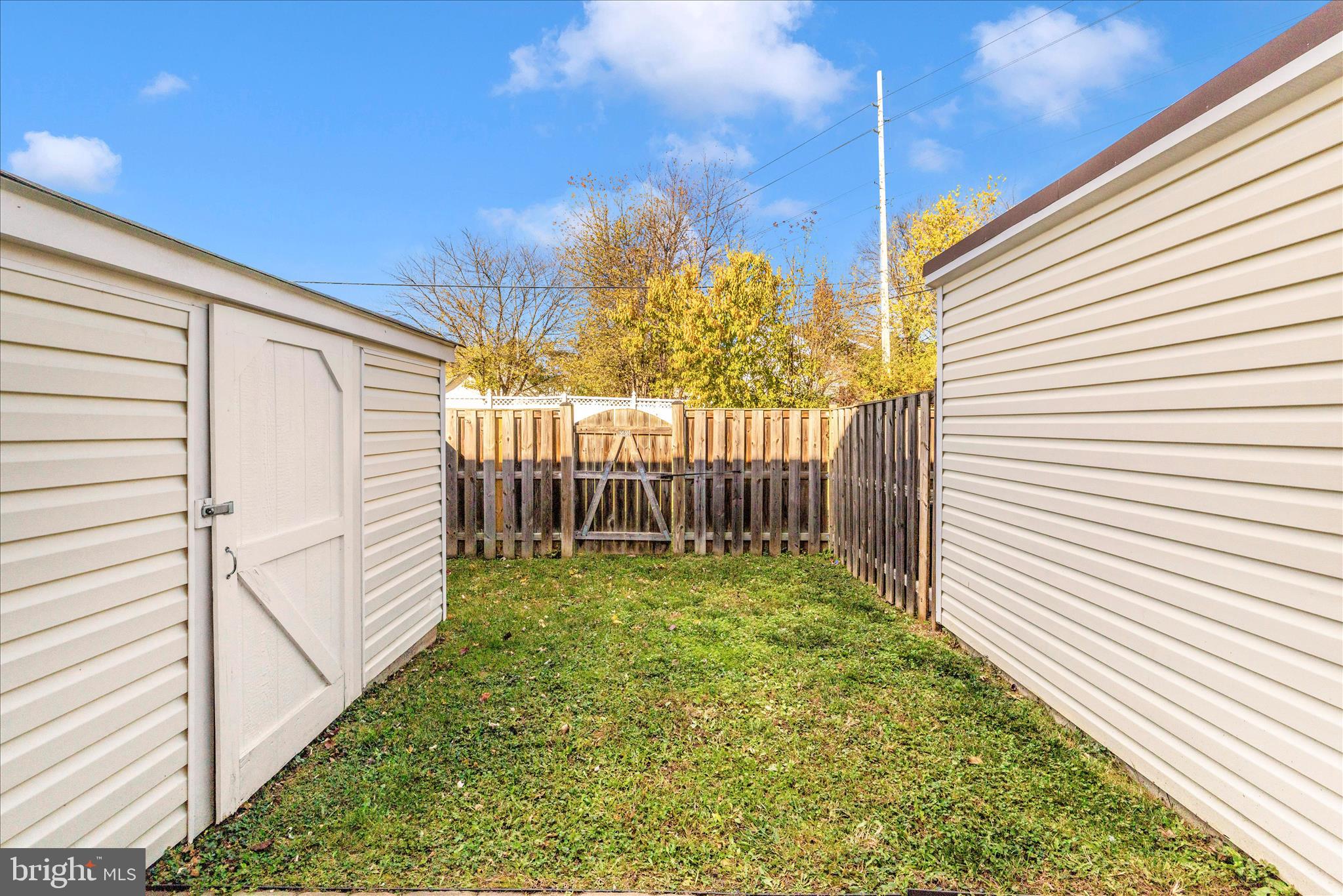 557 Lancaster Place, Unit 557 Frederick, MD 21703 - Photo 25 of 26 Exterior Back