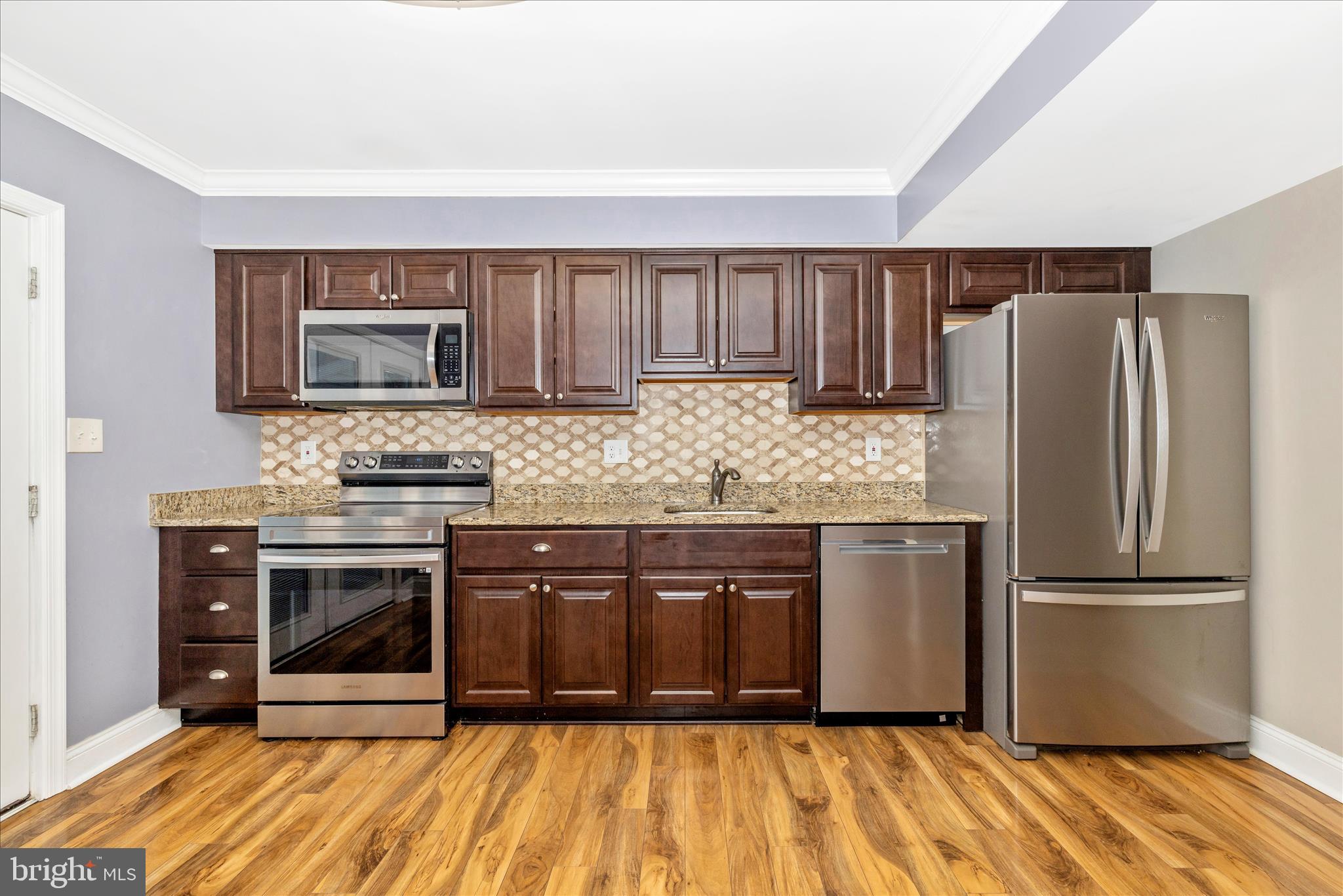 557 Lancaster Place, Unit 557 Frederick, MD 21703 - Photo 9 of 26 Kitchen