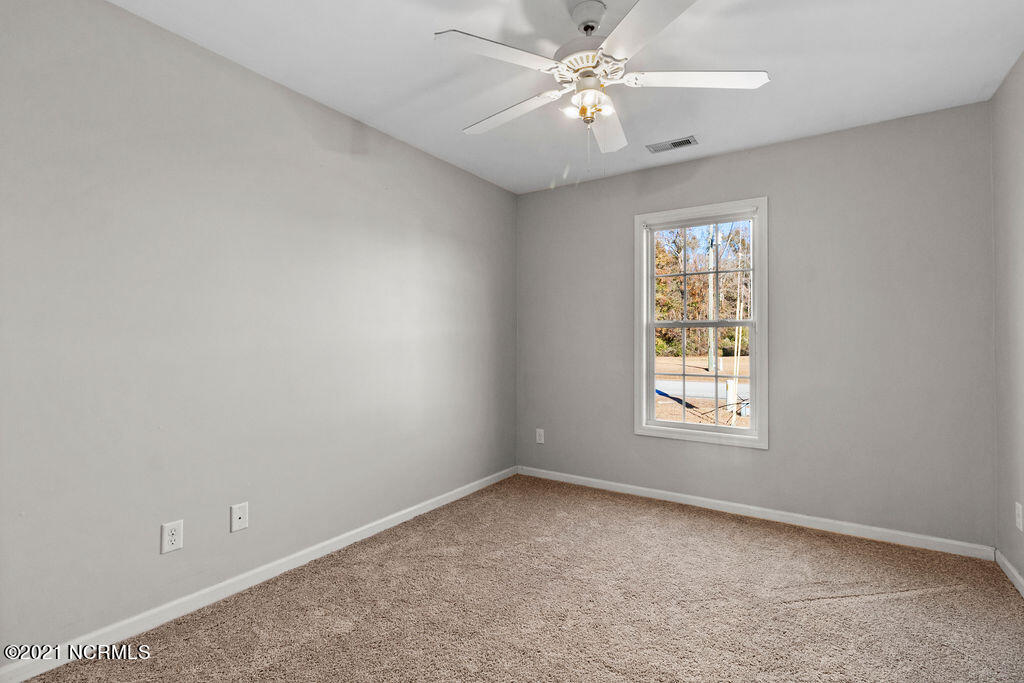 403 Old Stage Road Richlands, NC 28574 - Photo 15 of 19 IMG_2851