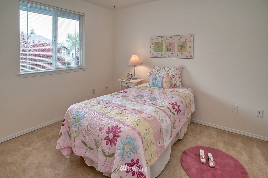 1020 186th Street Southeast Bothell, WA 98012 - Photo 10 of 15 Gallery Image 10
