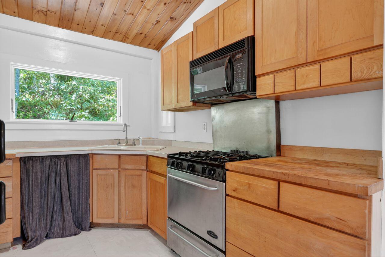 94 Estey Road Newcastle, ME 04553 - Photo 17 of 76 photos_web_resolution_94_Estey_Road_121