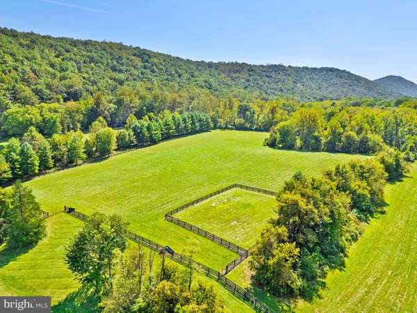 $3,500,000 | 9533 Howellsville Road, Boyce, VA 22620