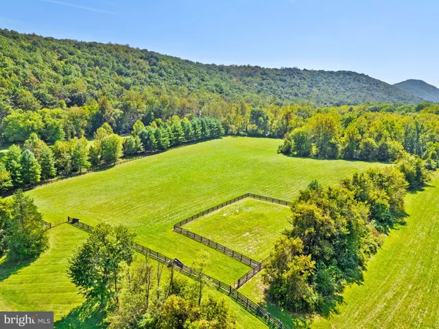 $3,500,000 | 9533 Howellsville Road, Boyce, VA 22620