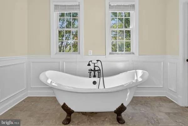 $3,500,000 | 9533 Howellsville Road, Boyce, VA 22620