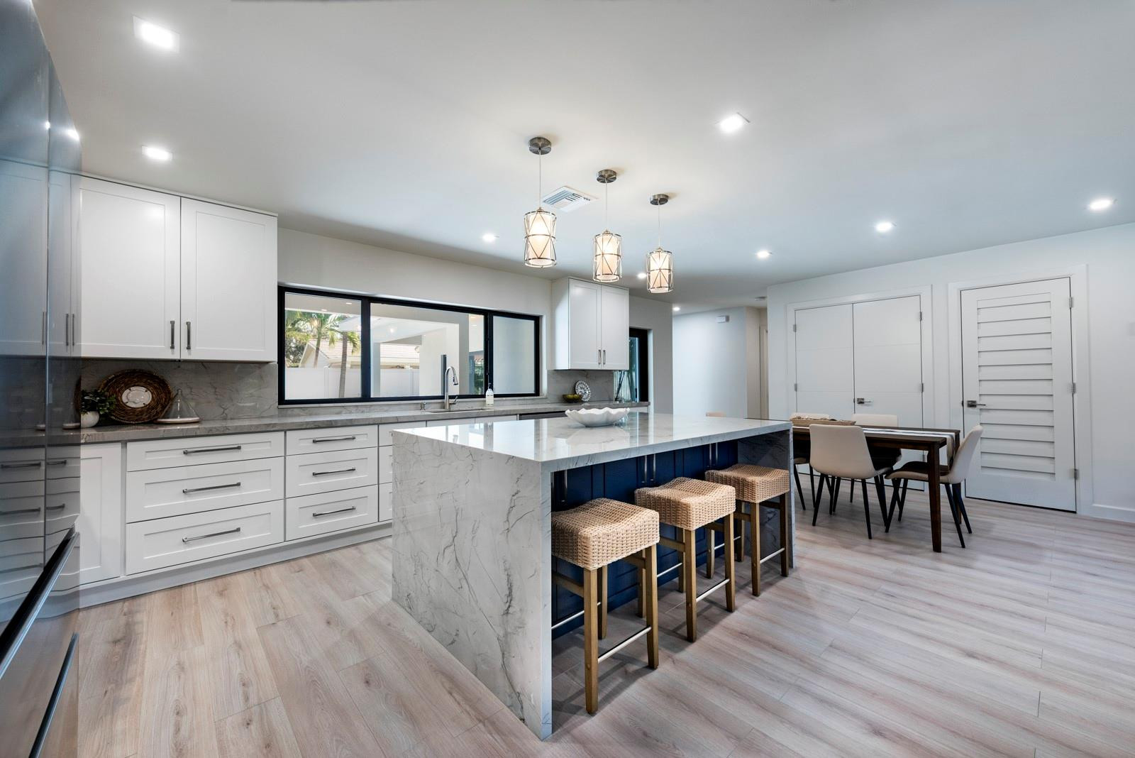 2440 Northeast 46th Street Lighthouse Point, FL 33064 - Photo 8 of 33 Photo 8