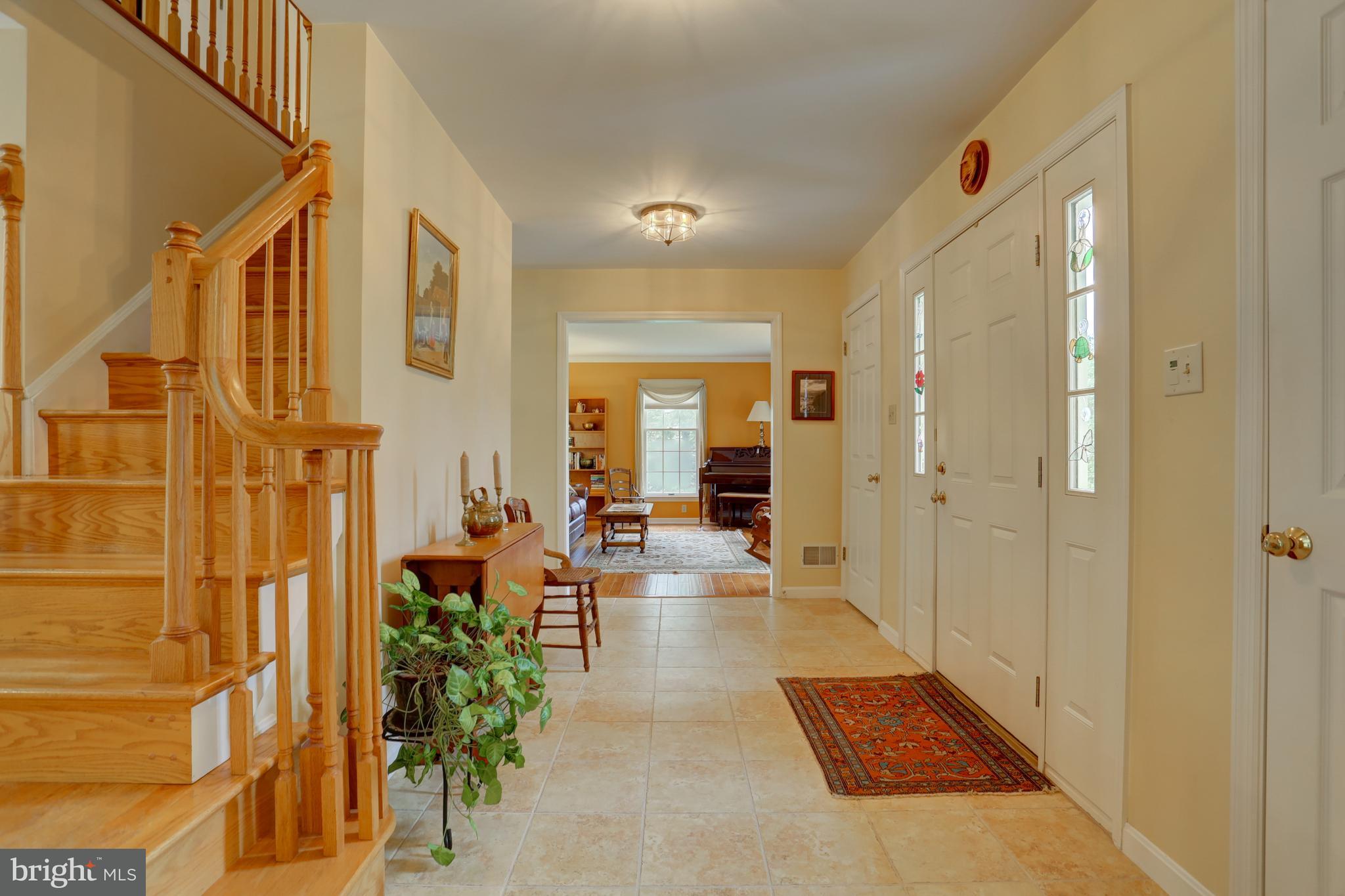 232 Suncrest Road Lancaster, PA 17601 - Photo 5 of 53