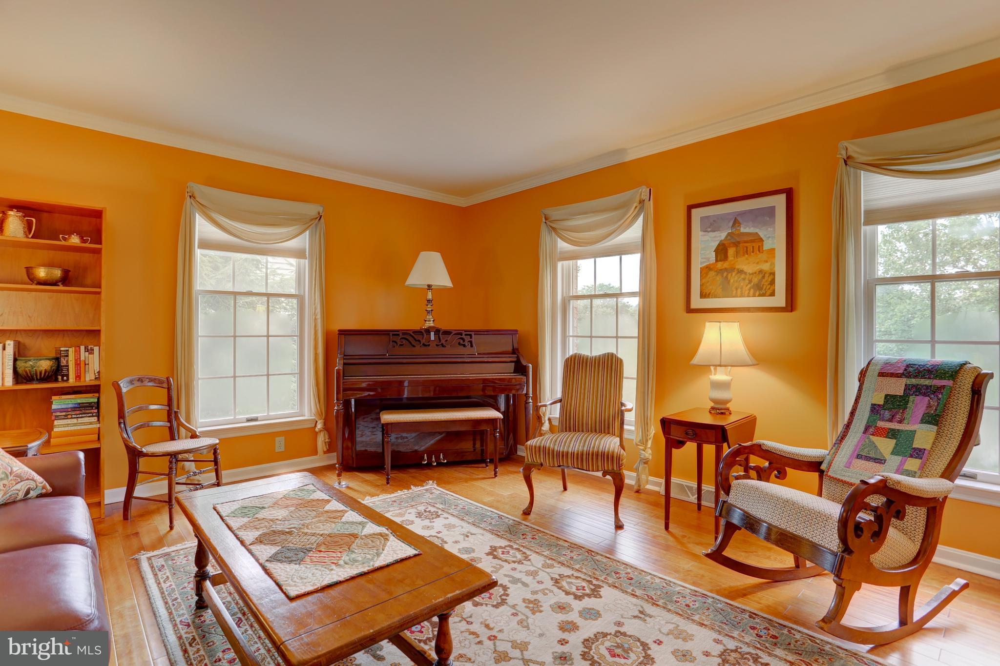 232 Suncrest Road Lancaster, PA 17601 - Photo 7 of 53