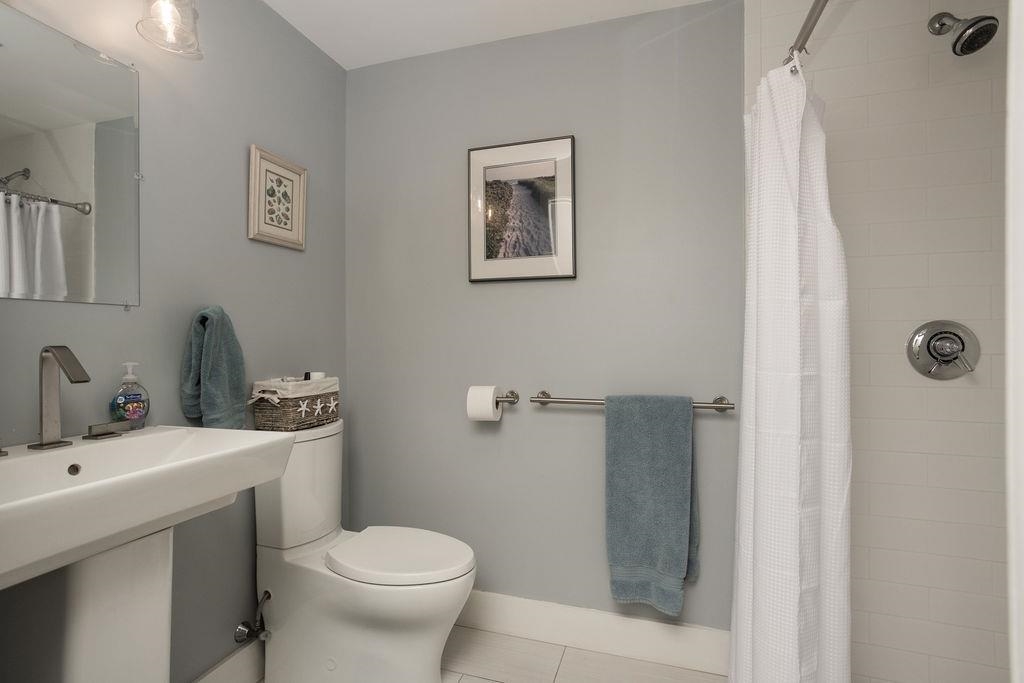 67 Depot Road Stratham, NH 03885 - Photo 12 of 40