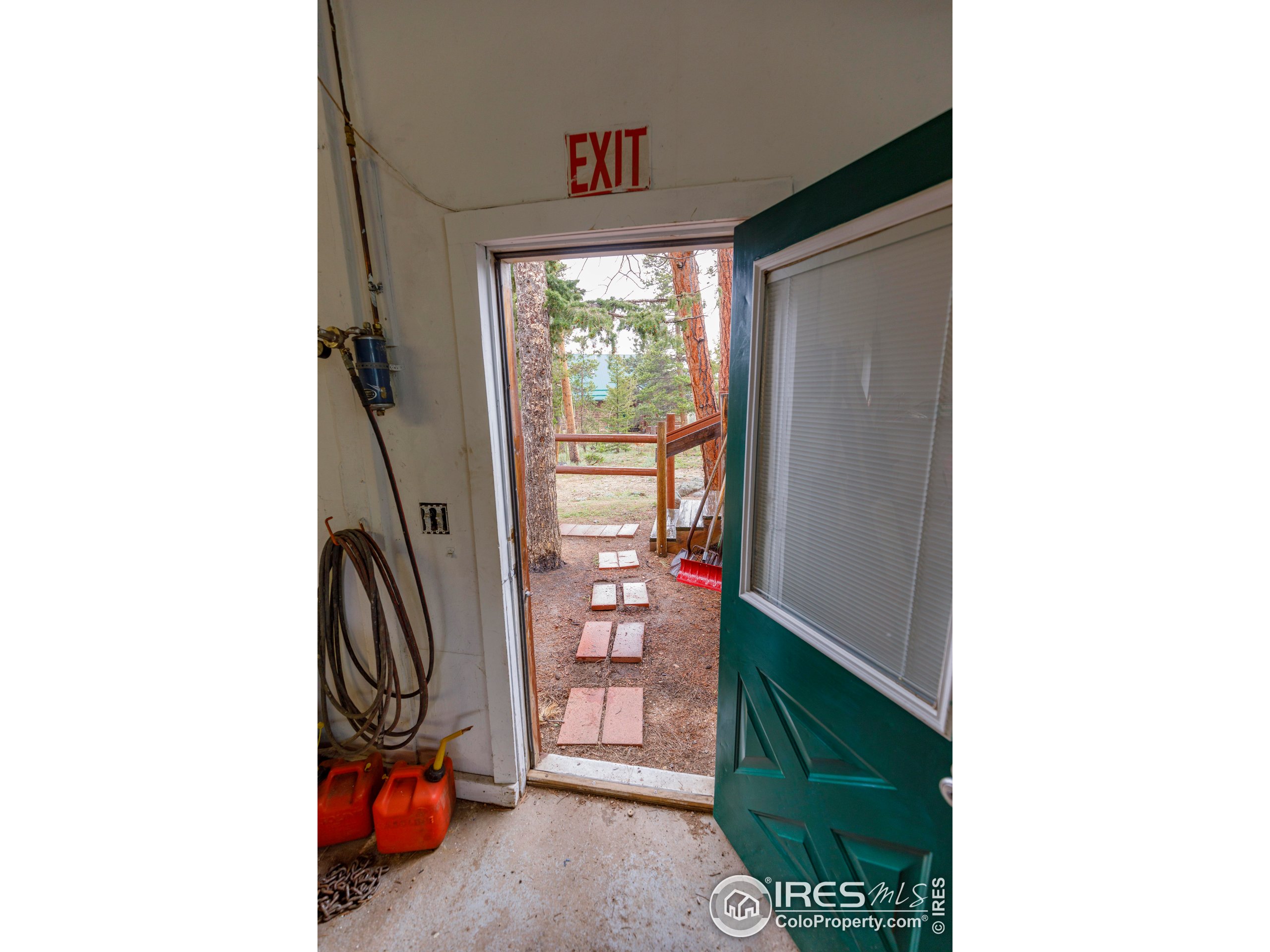 311 Chiricahua Circle Red Feather Lakes, CO 80545 - Photo 44 of 50