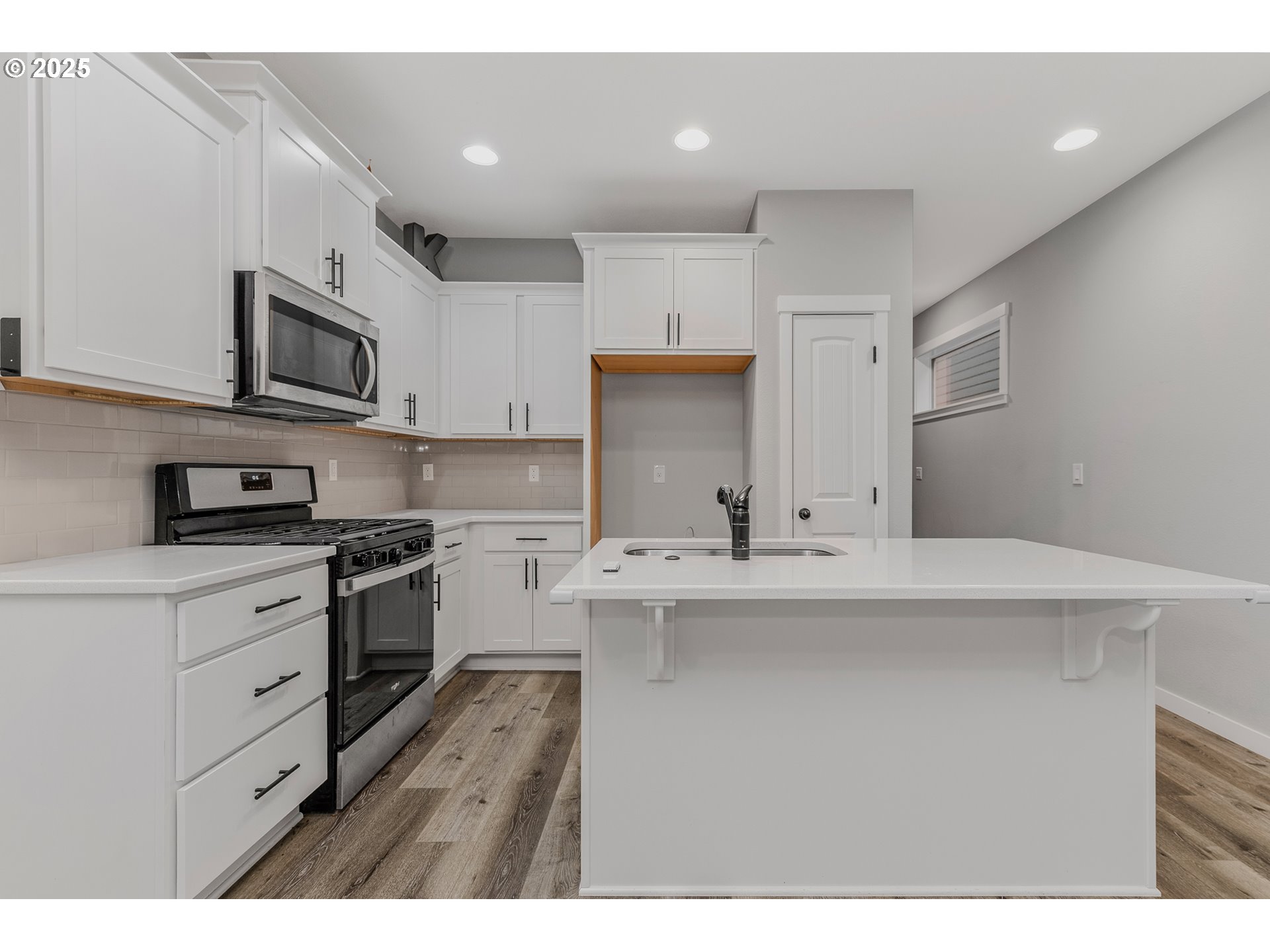 293 East Wayno Way Newberg, OR 97132 - Photo 13 of 42 Gallery Image 13