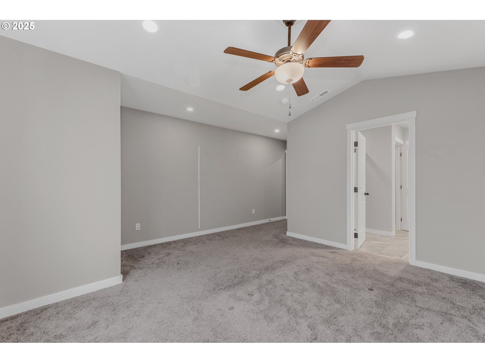 293 East Wayno Way Newberg, OR 97132 - Photo 17 of 42 Gallery Image 17