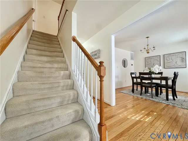 a view of entryway and hall
