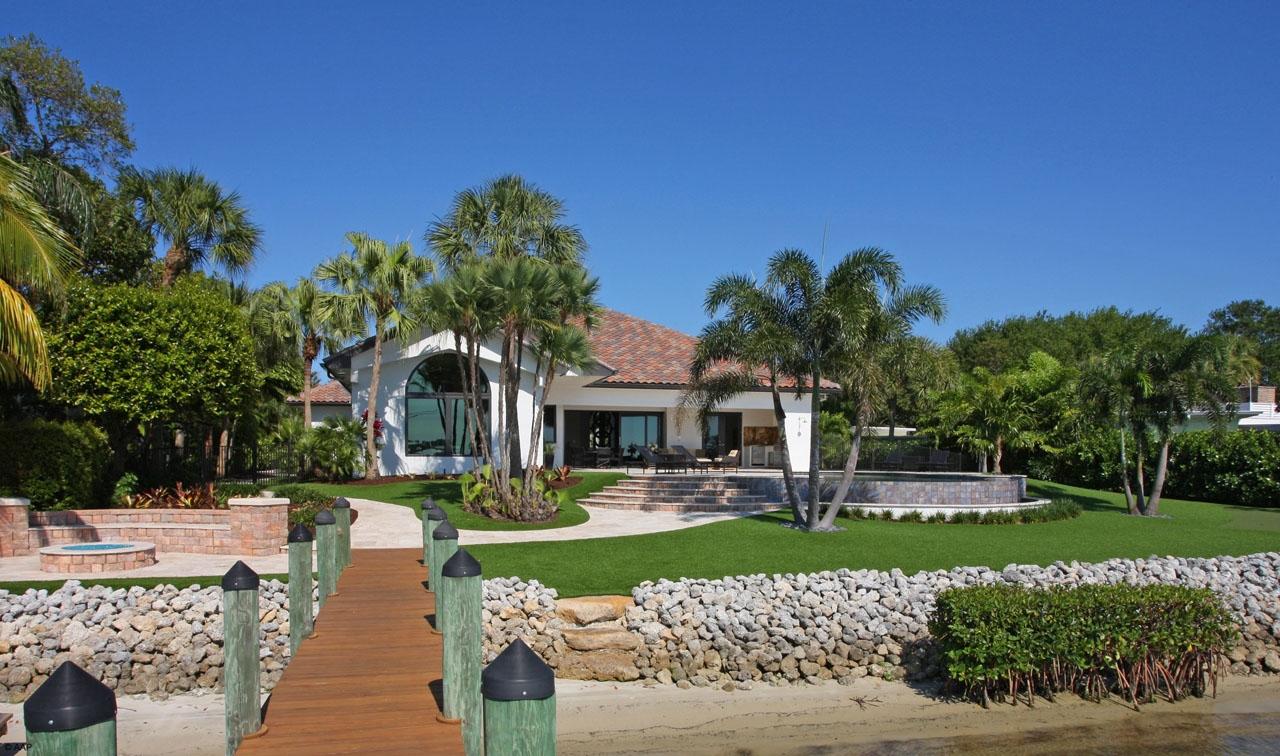 202 West Riverside Drive Jupiter, FL 33469 - Photo 36 of 39 Exterior Back Day