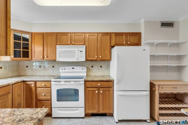 $650,000 | 100 Dudley Avenue, Unit H42, Old Saybrook, CT 06475