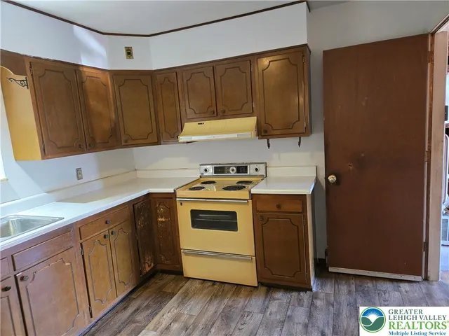 $385,000 | 3735 Highland Road, Schnecksville, PA 18078