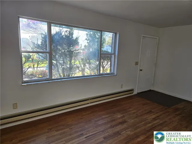 $385,000 | 3735 Highland Road, Schnecksville, PA 18078