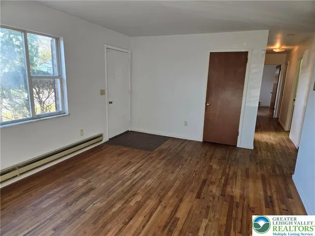 $385,000 | 3735 Highland Road, Schnecksville, PA 18078