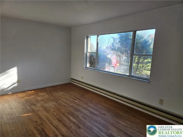 $385,000 | 3735 Highland Road, Schnecksville, PA 18078