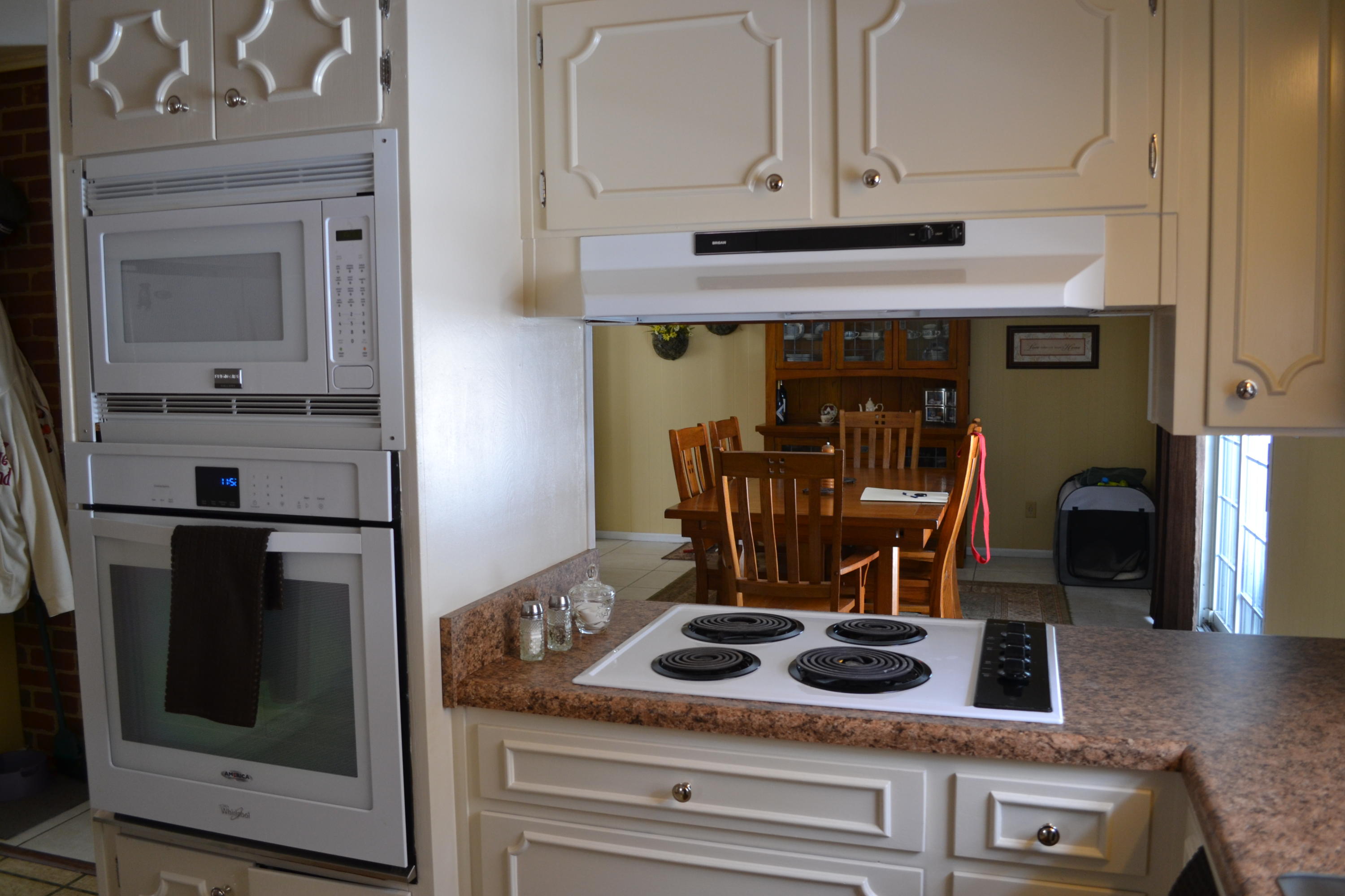 4939 Bower Road Roanoke, VA 24018 - Photo 11 of 40 Kitchen