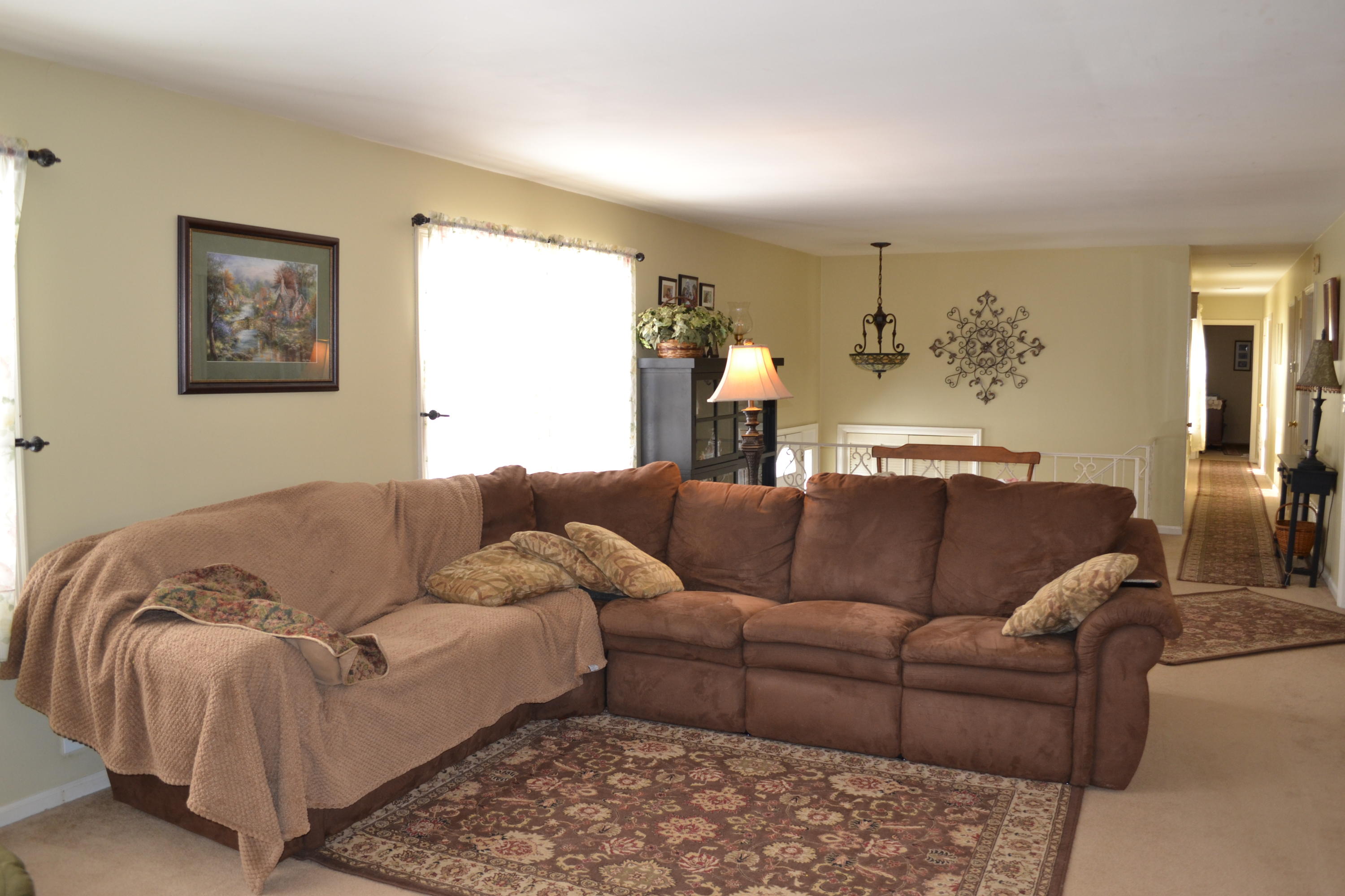 4939 Bower Road Roanoke, VA 24018 - Photo 19 of 40 Living Room