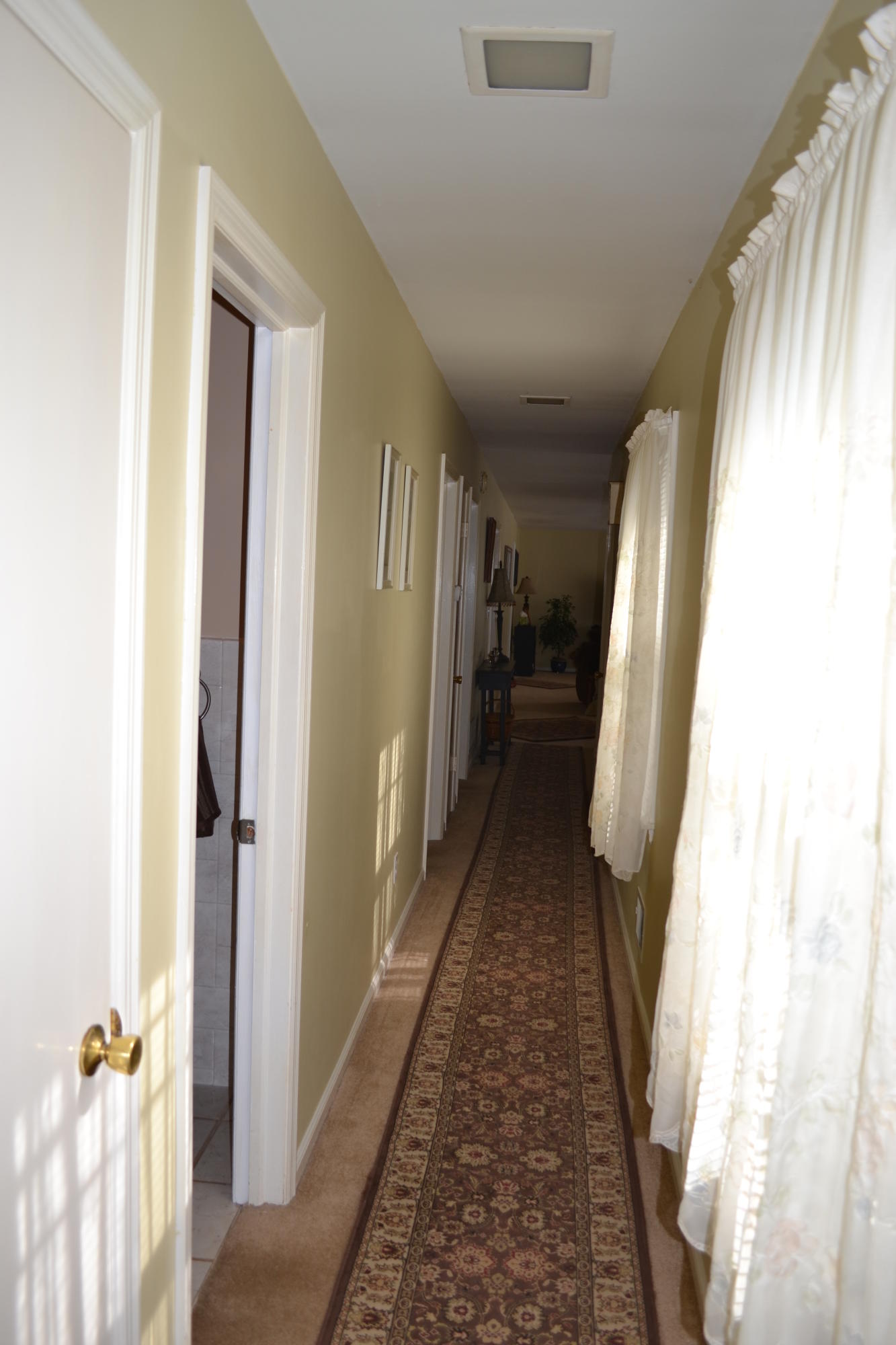 4939 Bower Road Roanoke, VA 24018 - Photo 22 of 40 Hallway