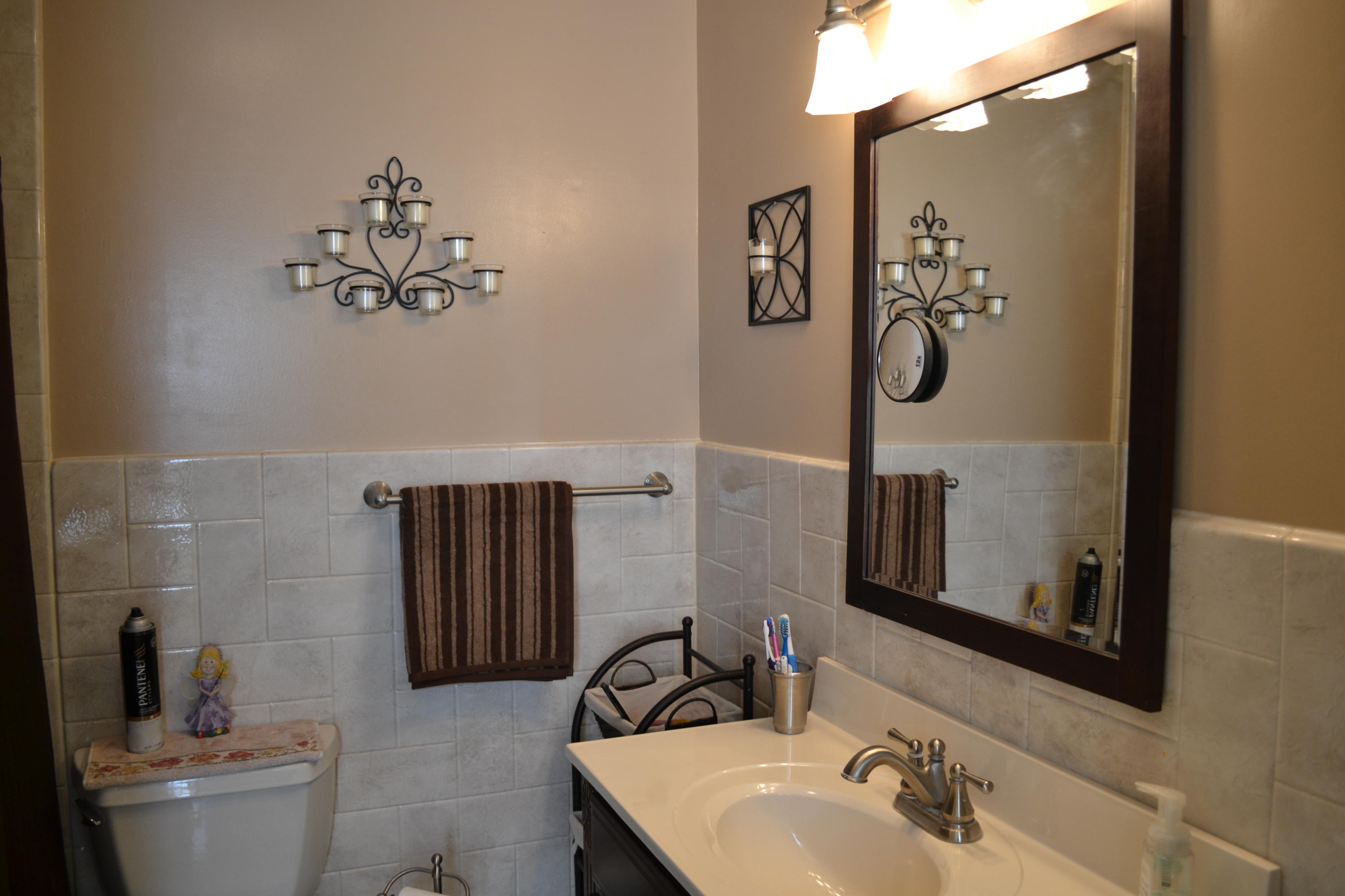 4939 Bower Road Roanoke, VA 24018 - Photo 23 of 40 Bathroom