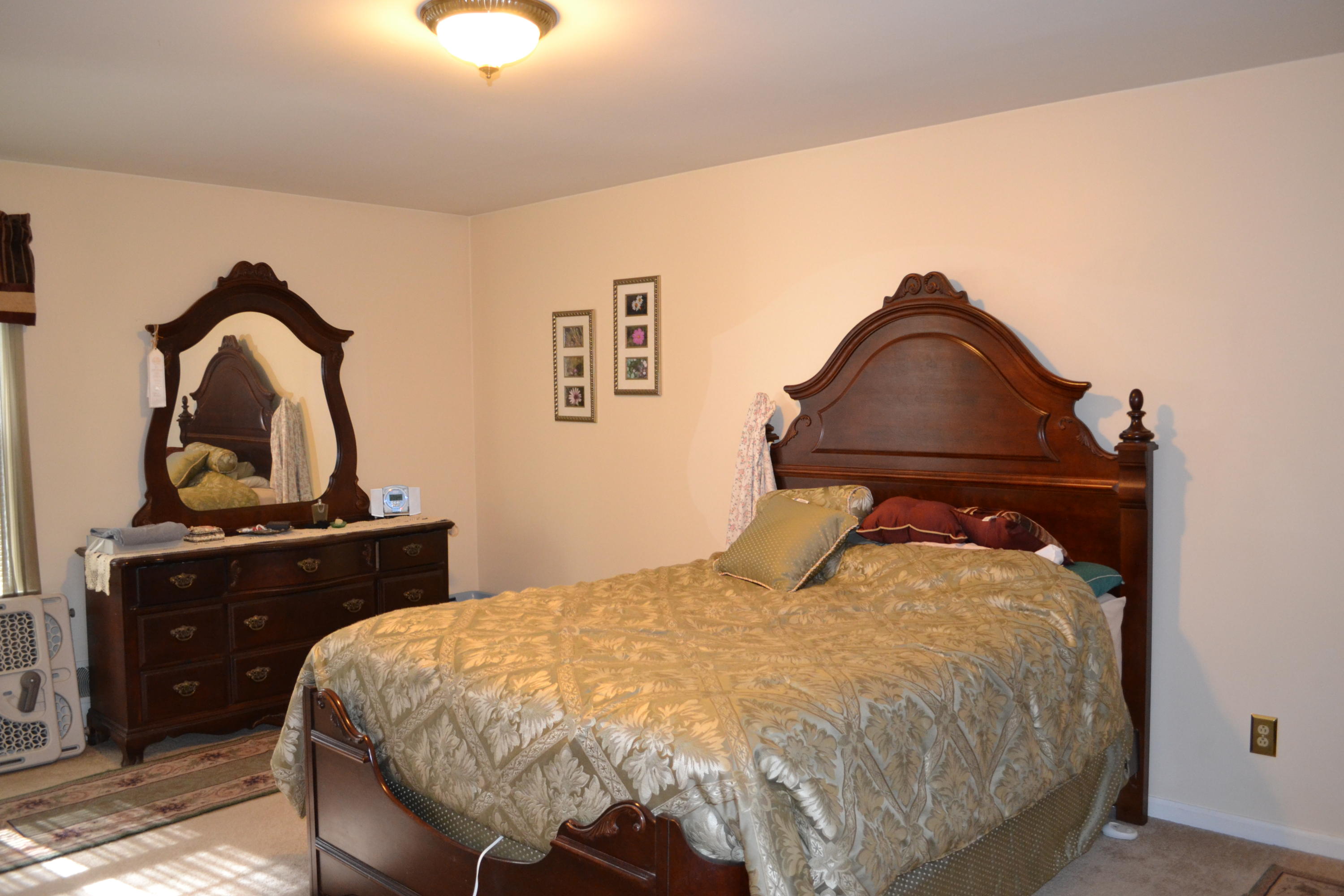 4939 Bower Road Roanoke, VA 24018 - Photo 28 of 40 Master Bedroom