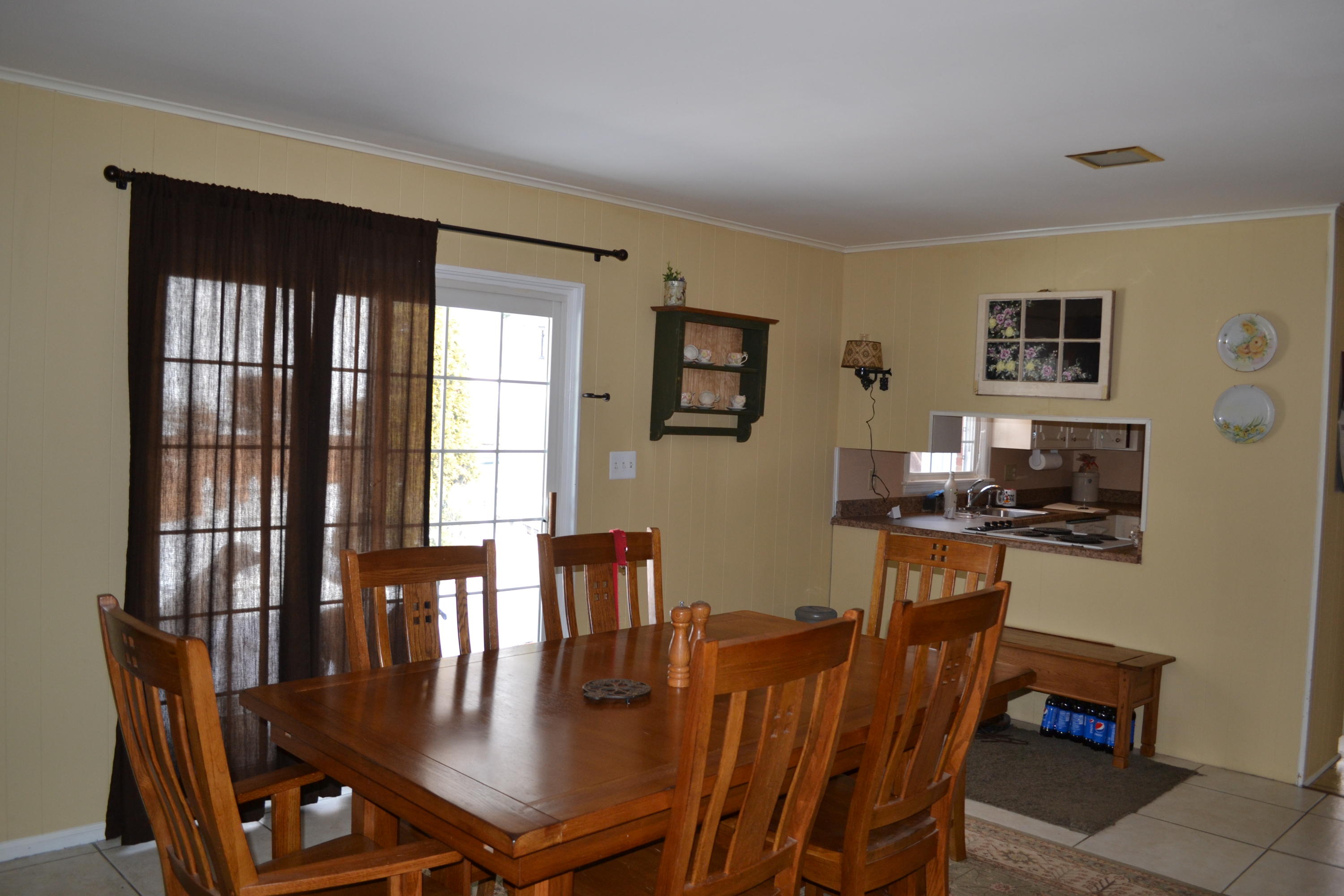 4939 Bower Road Roanoke, VA 24018 - Photo 9 of 40 Family Room