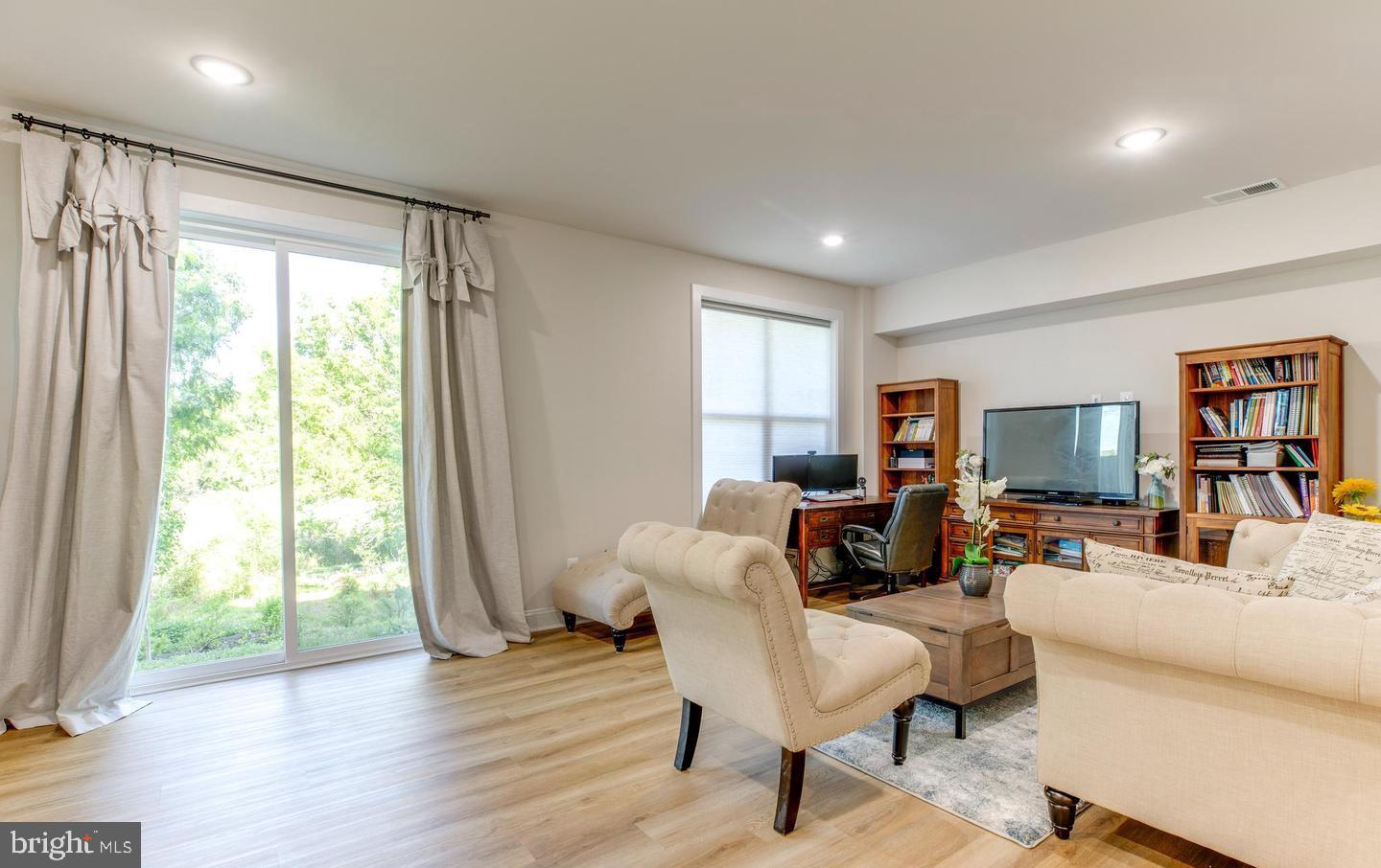 2631 Velocity Road Herndon, VA 20171 - Photo 41 of 46