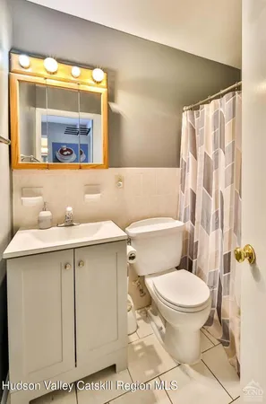 $1,700 | 76 Hunter Drive, Unit K4, Hunter, NY 12442