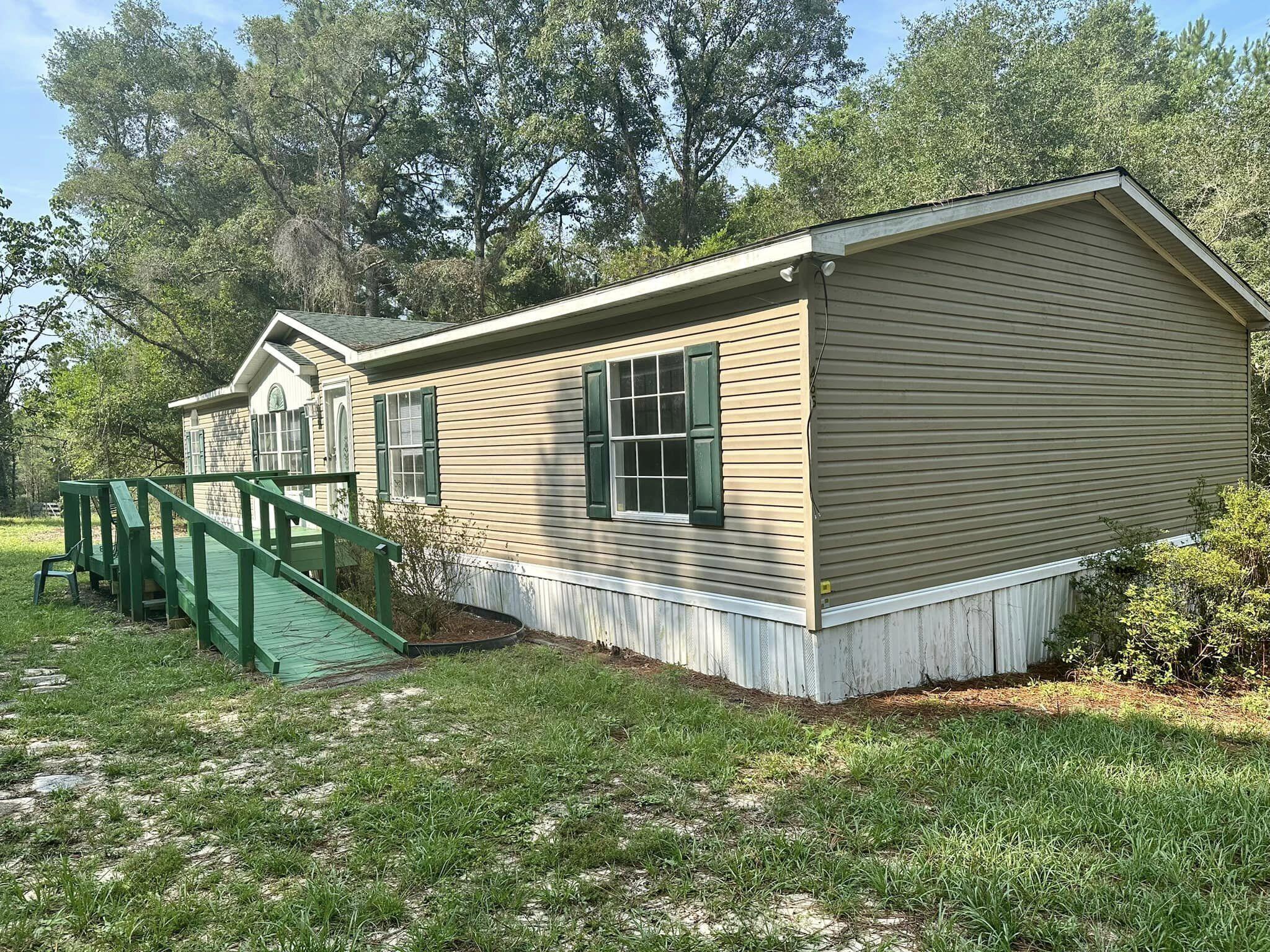 456 Corbin Gainey Road DeFuniak Springs, FL 32435 - Photo 2 of 15 359837419_10227119288785257_671740563632