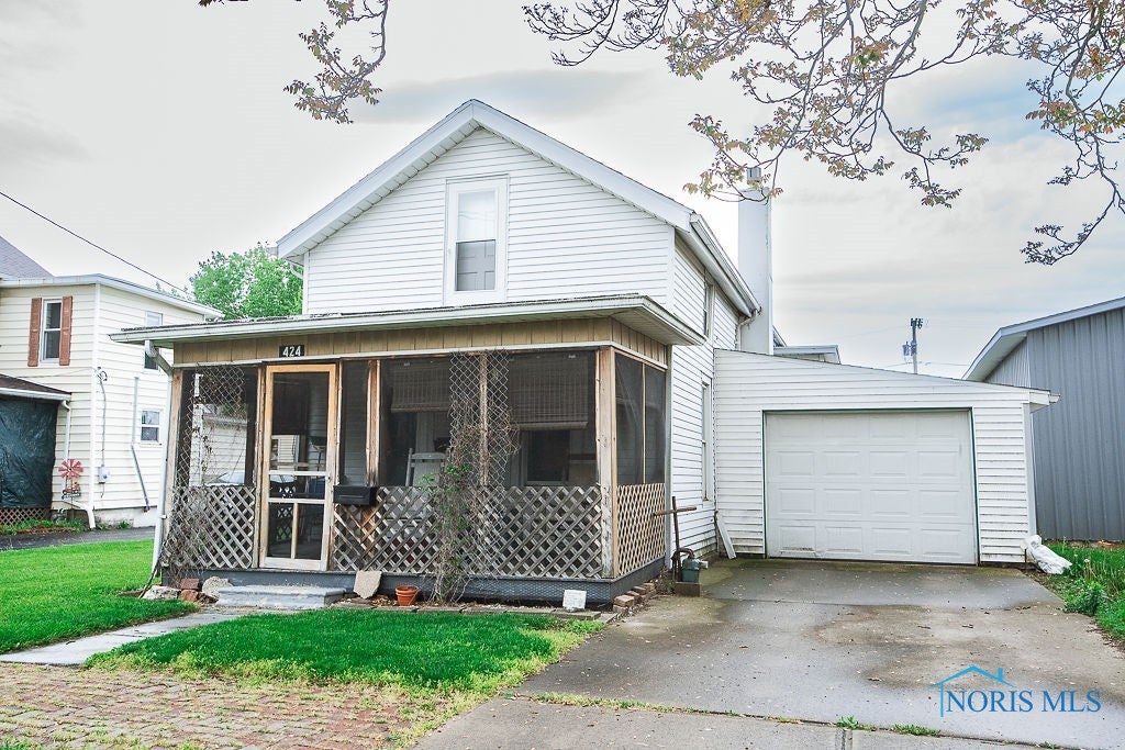 424 Clinton Street Findlay, OH 45840 - Photo 2 of 22 Gallery Image 2