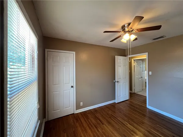 $1,300 | 4326 Cottage Street, Corpus Christi, TX 78415