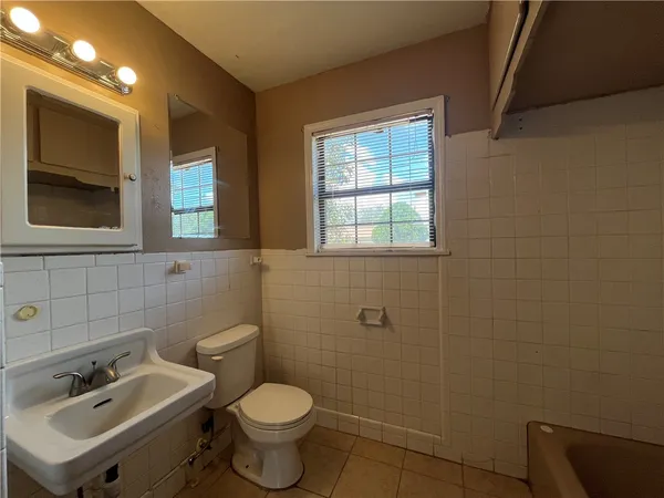 $1,300 | 4326 Cottage Street, Corpus Christi, TX 78415