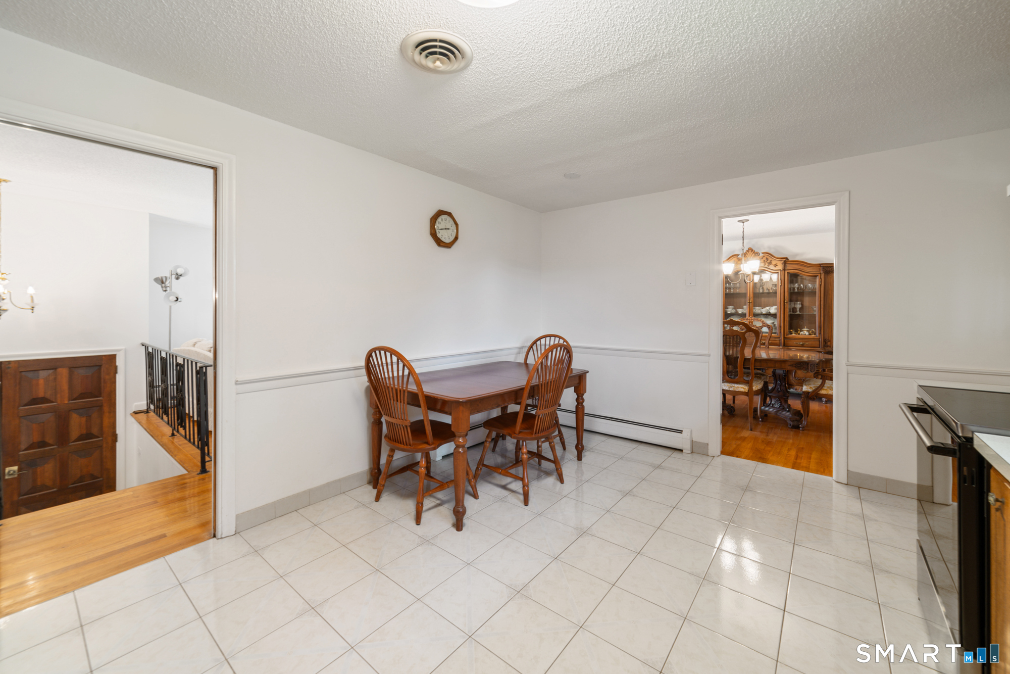 36 Cross Hill Road Wethersfield, CT 06109 - Photo 10 of 40