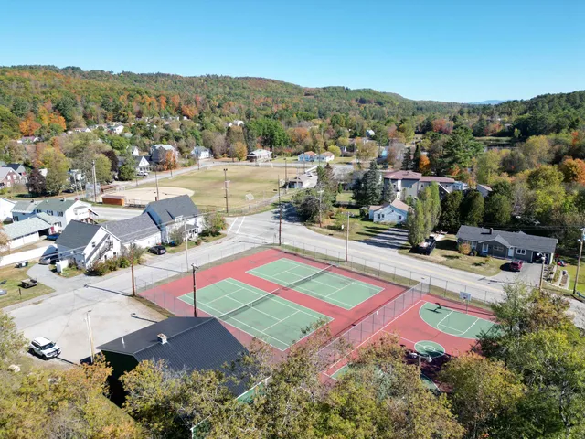 $425,000 | 196 Washington Street, Littleton, NH 03561