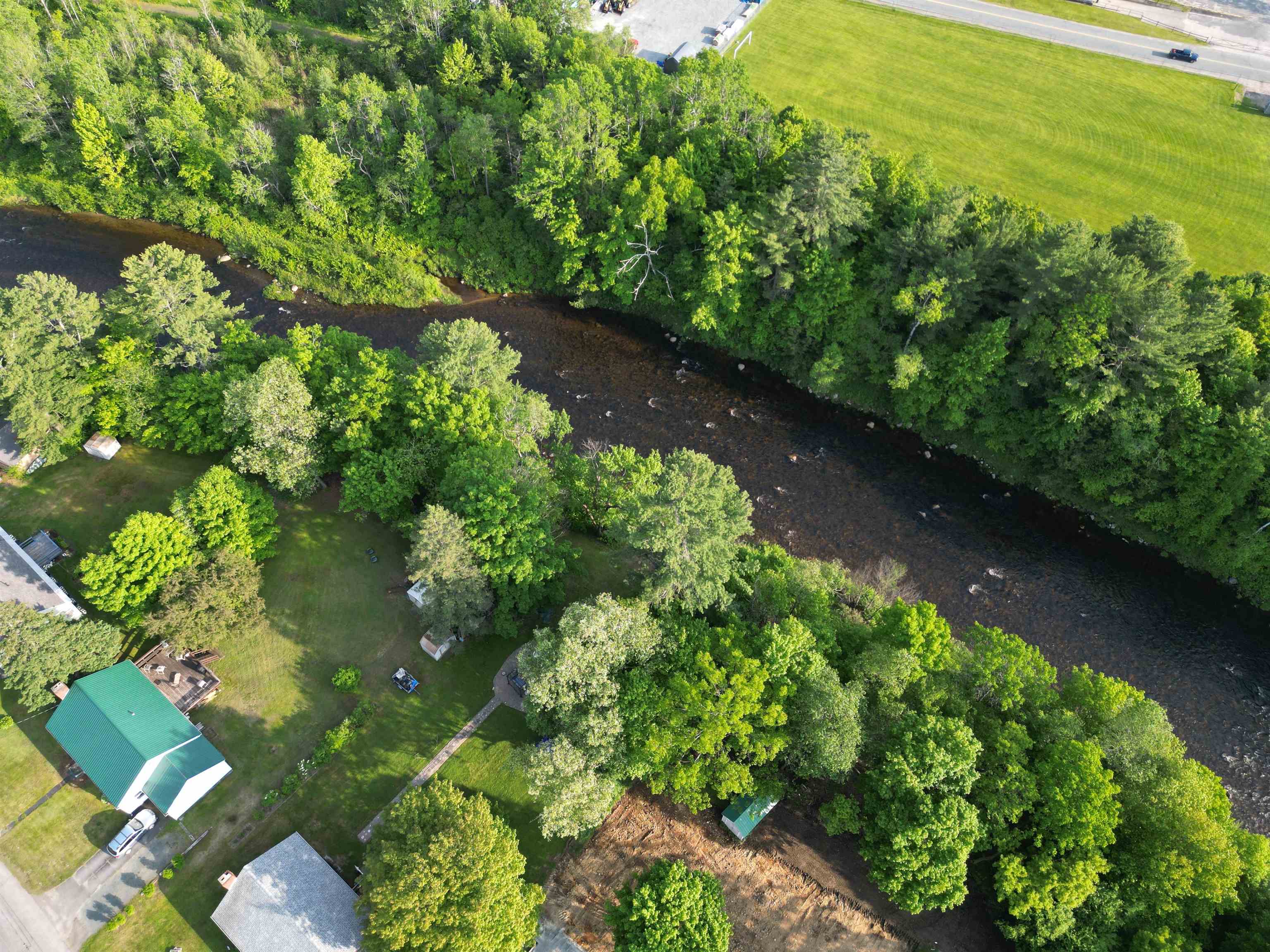 196 Washington Street Littleton, NH 03561 - Photo 2 of 26