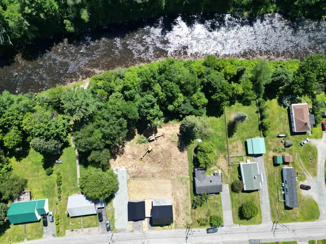 $425,000 | 196 Washington Street, Littleton, NH 03561