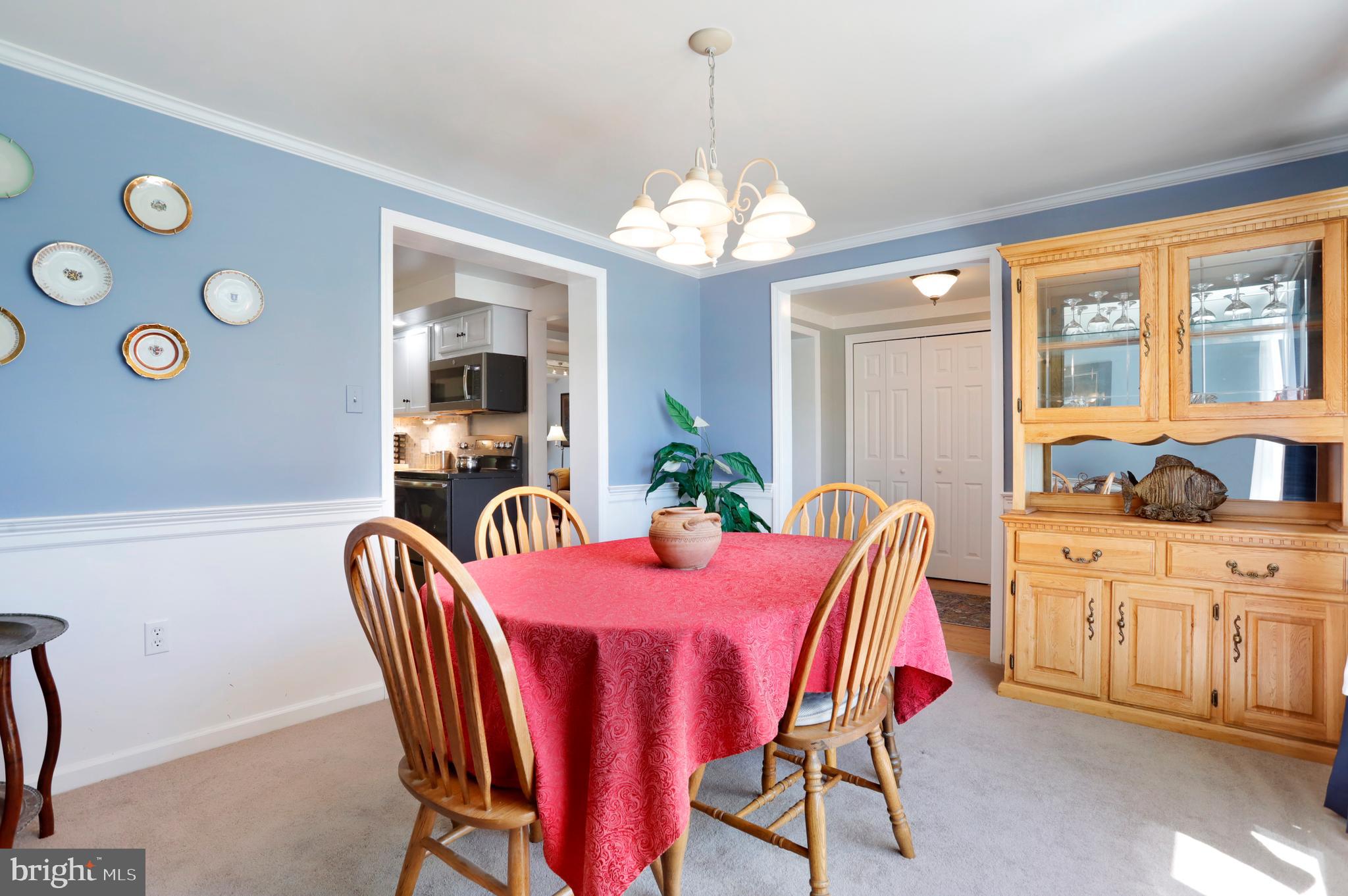 12244 Itnyre Road Smithsburg, MD 21783 - Photo 16 of 49 Dedicated Dining area