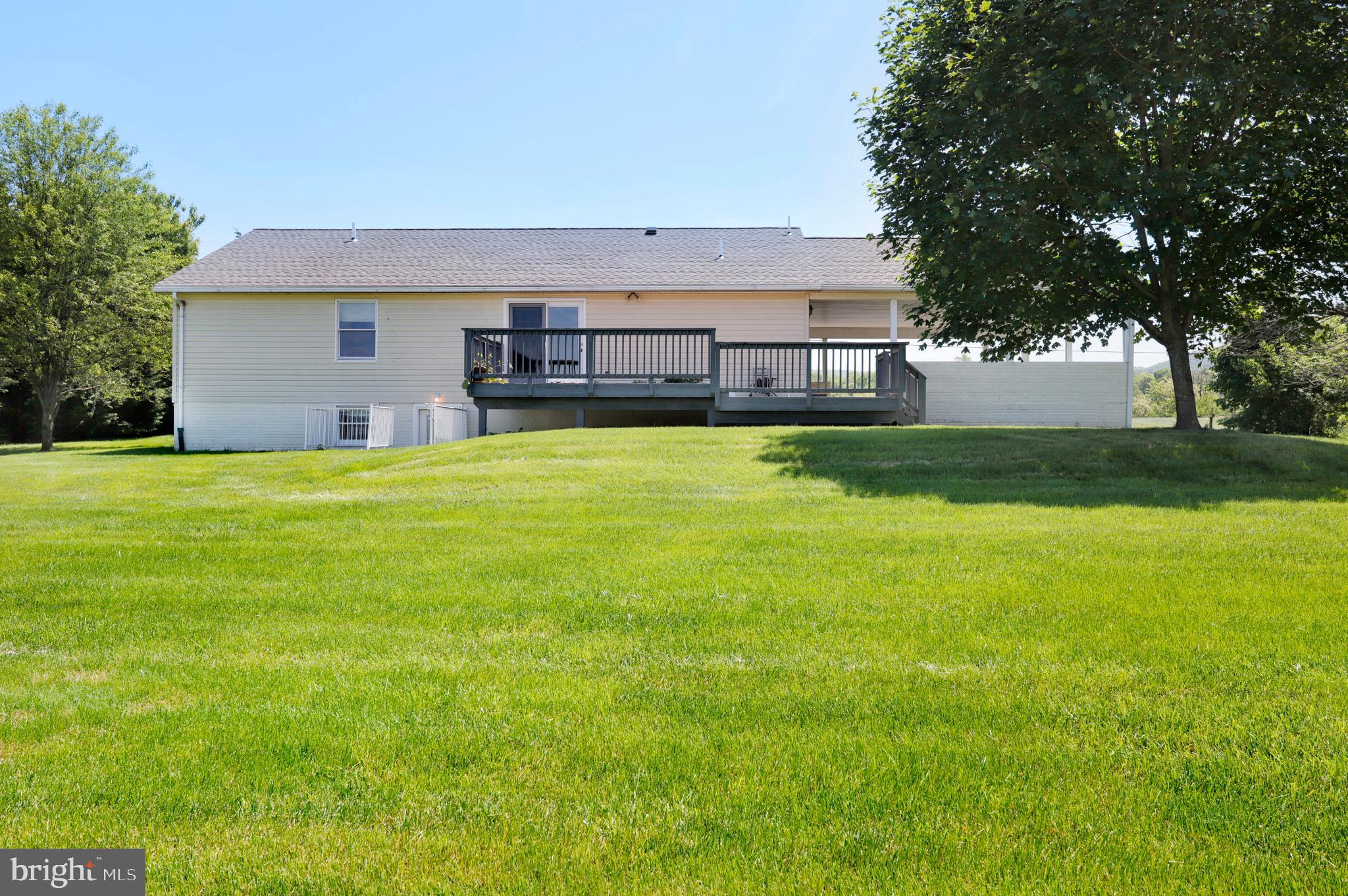 12244 Itnyre Road Smithsburg, MD 21783 - Photo 8 of 49 Gallery Image 8