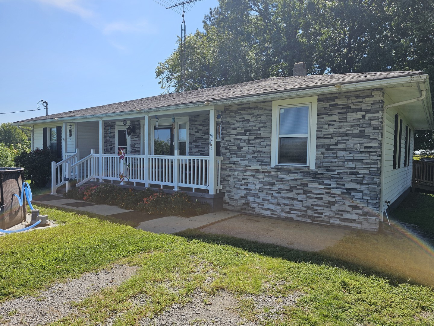 309 North Main Street Ina, IL 62846 - Photo 2 of 29 Gallery Image 2