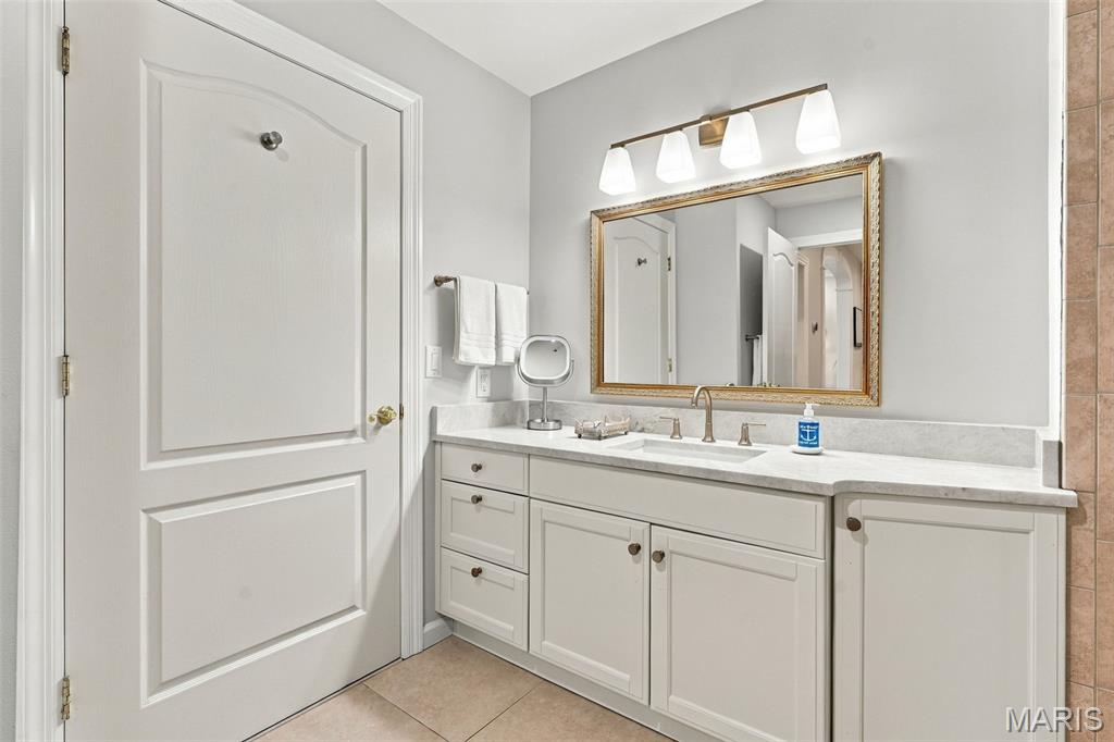 750 South Hanley Road, Unit 470 St. Louis, MO 63105 - Photo 22 of 34 Gallery Image 22