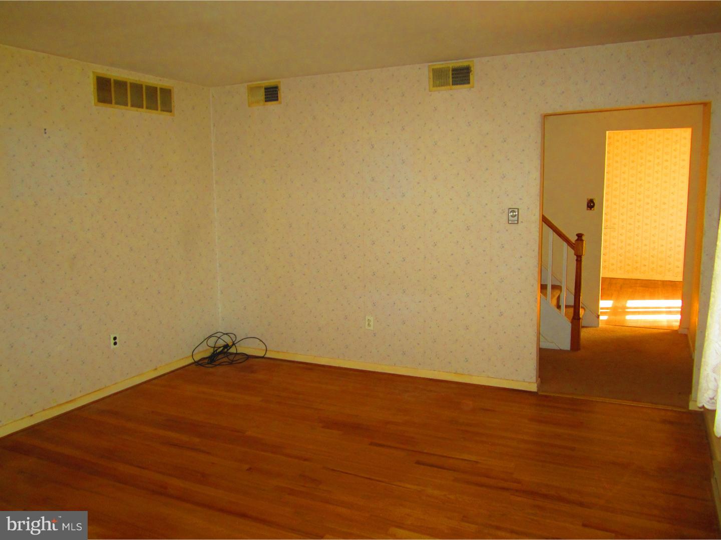 158 South Dupont Road Carneys Point, NJ 08069 - Photo 10 of 25 Gallery Image 10