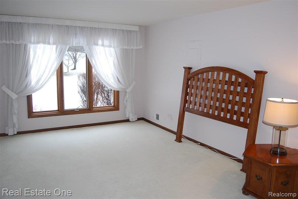 922 GreenView Court, Unit 22 Rochester, MI 48307 - Photo 19 of 24 Lower Level Master