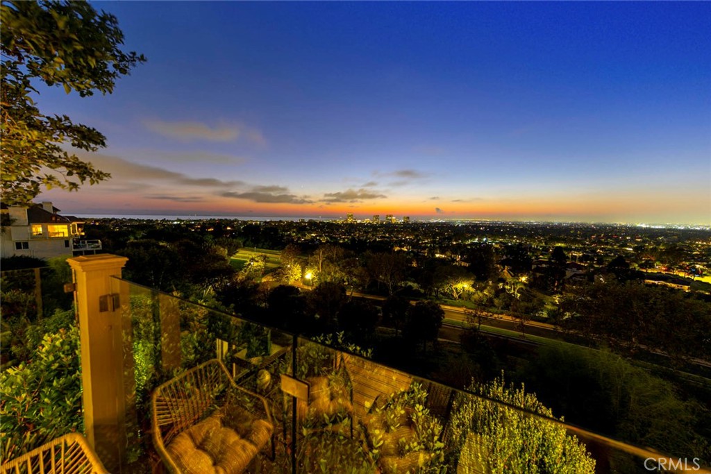 29 Montpellier Newport Beach, CA 92660 - Photo 26 of 49