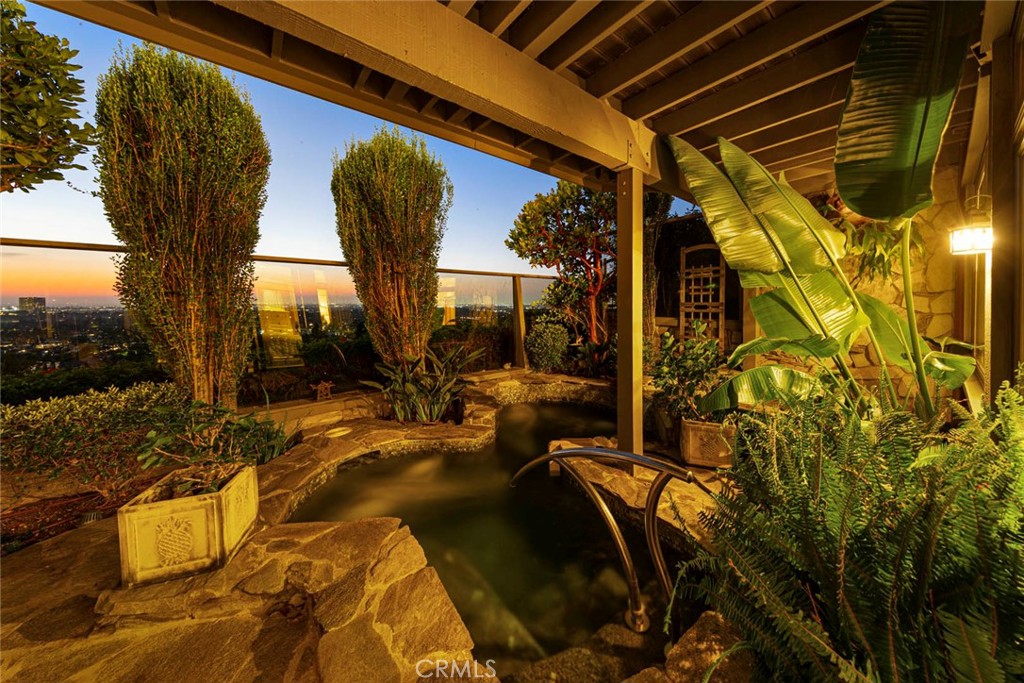 29 Montpellier Newport Beach, CA 92660 - Photo 27 of 49