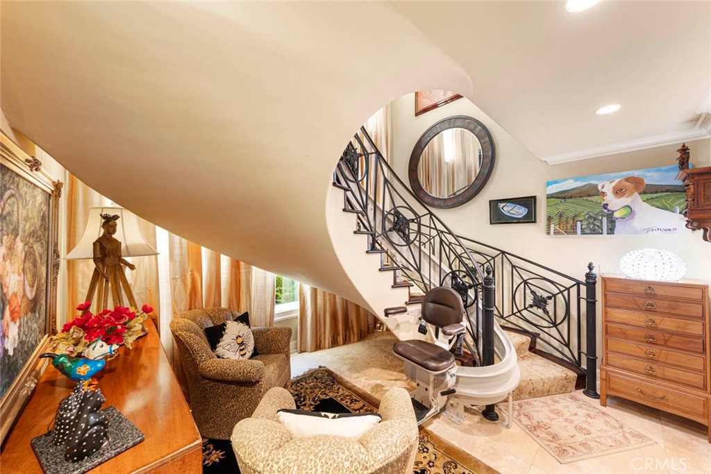 29 Montpellier Newport Beach, CA 92660 - Photo 28 of 49