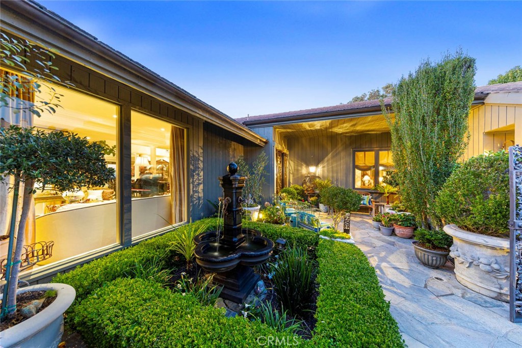 29 Montpellier Newport Beach, CA 92660 - Photo 3 of 49