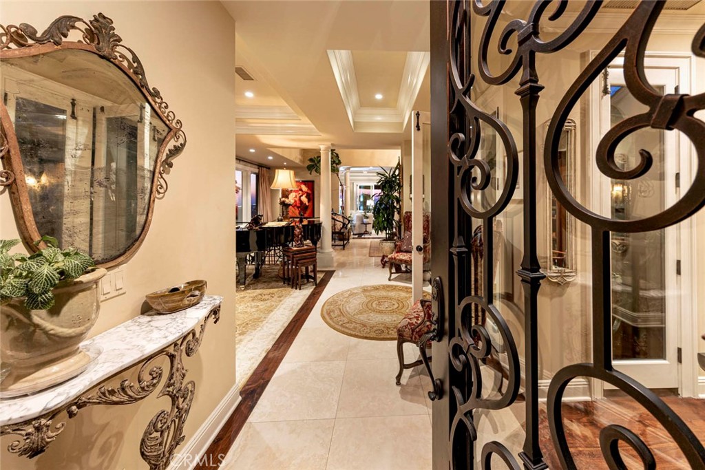 29 Montpellier Newport Beach, CA 92660 - Photo 6 of 49